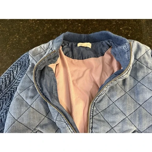 Anthropologie Cloth & Stone Bomber Jacket Small Denim Blue Chambray Zip Puffer - Picture 5 of 10